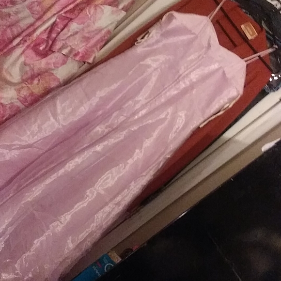 Dress - Picture 3 of 8